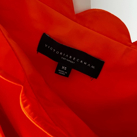 Victoria Beckham off the shoulder dress - Picture 3 of 4